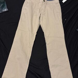 Amazon Essentials Men's Khaki Chinos